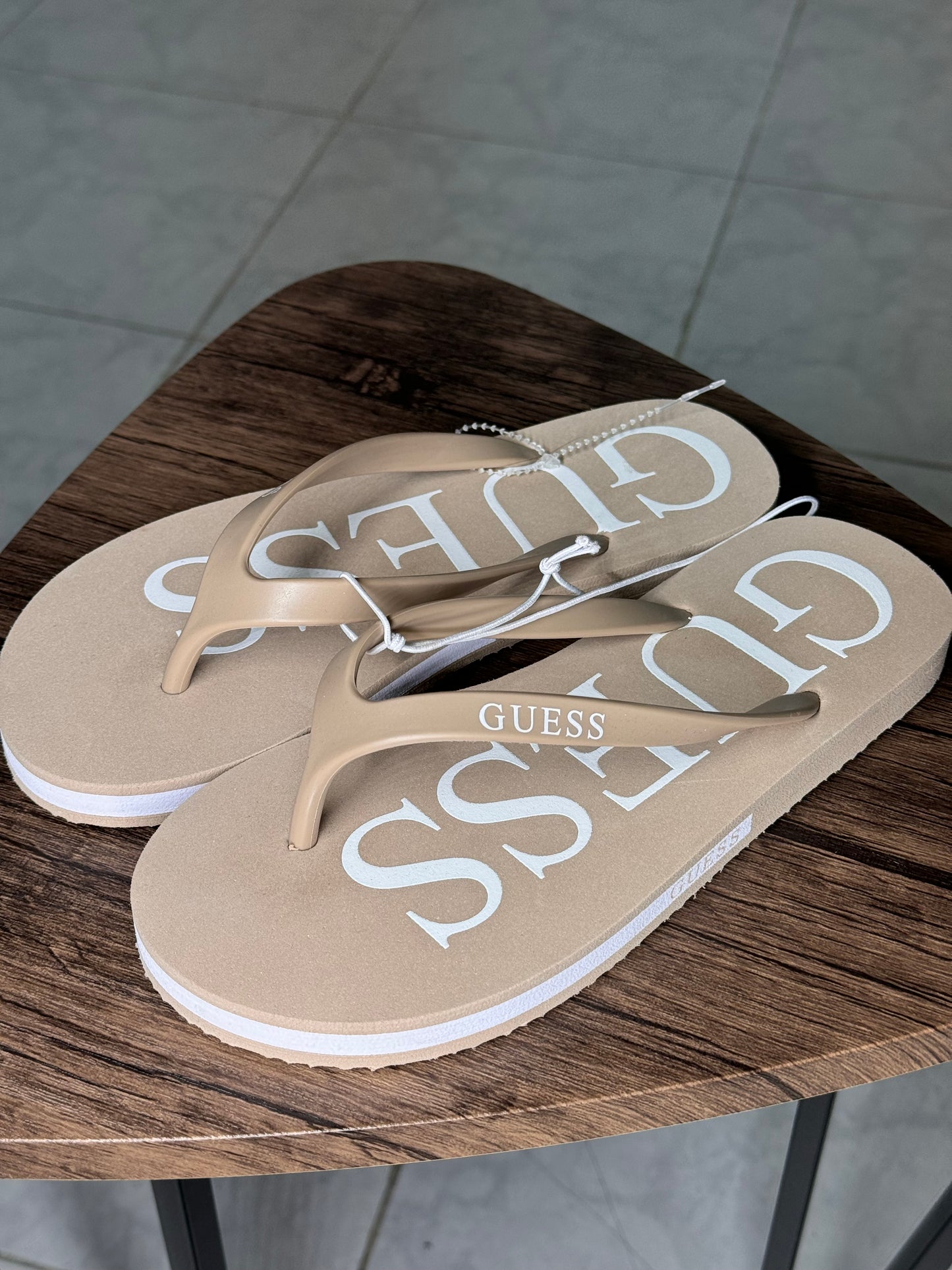 GUESS SANDALIAS