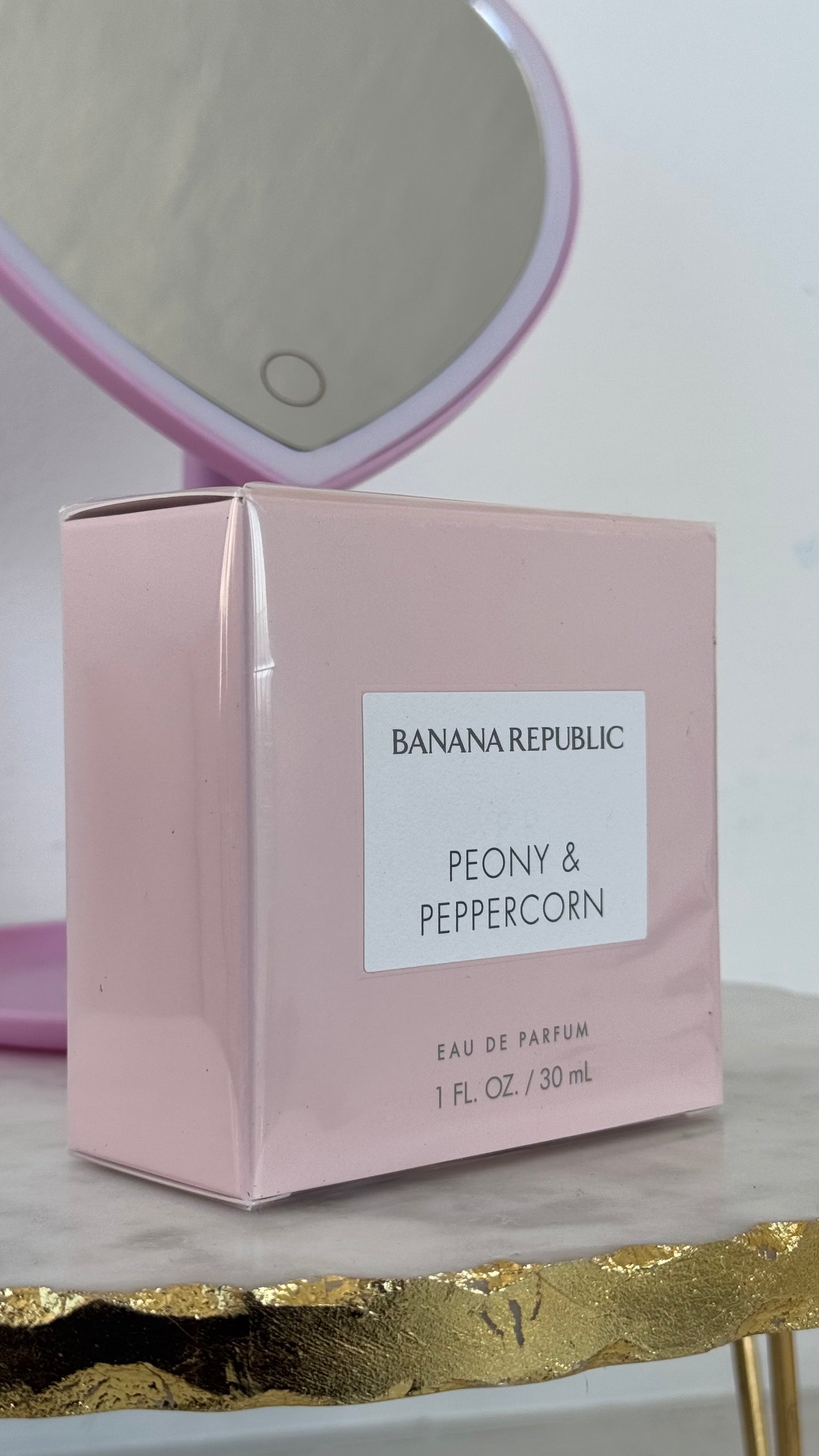 BANANA REPUBLIC PEONY & PEPPERCORN